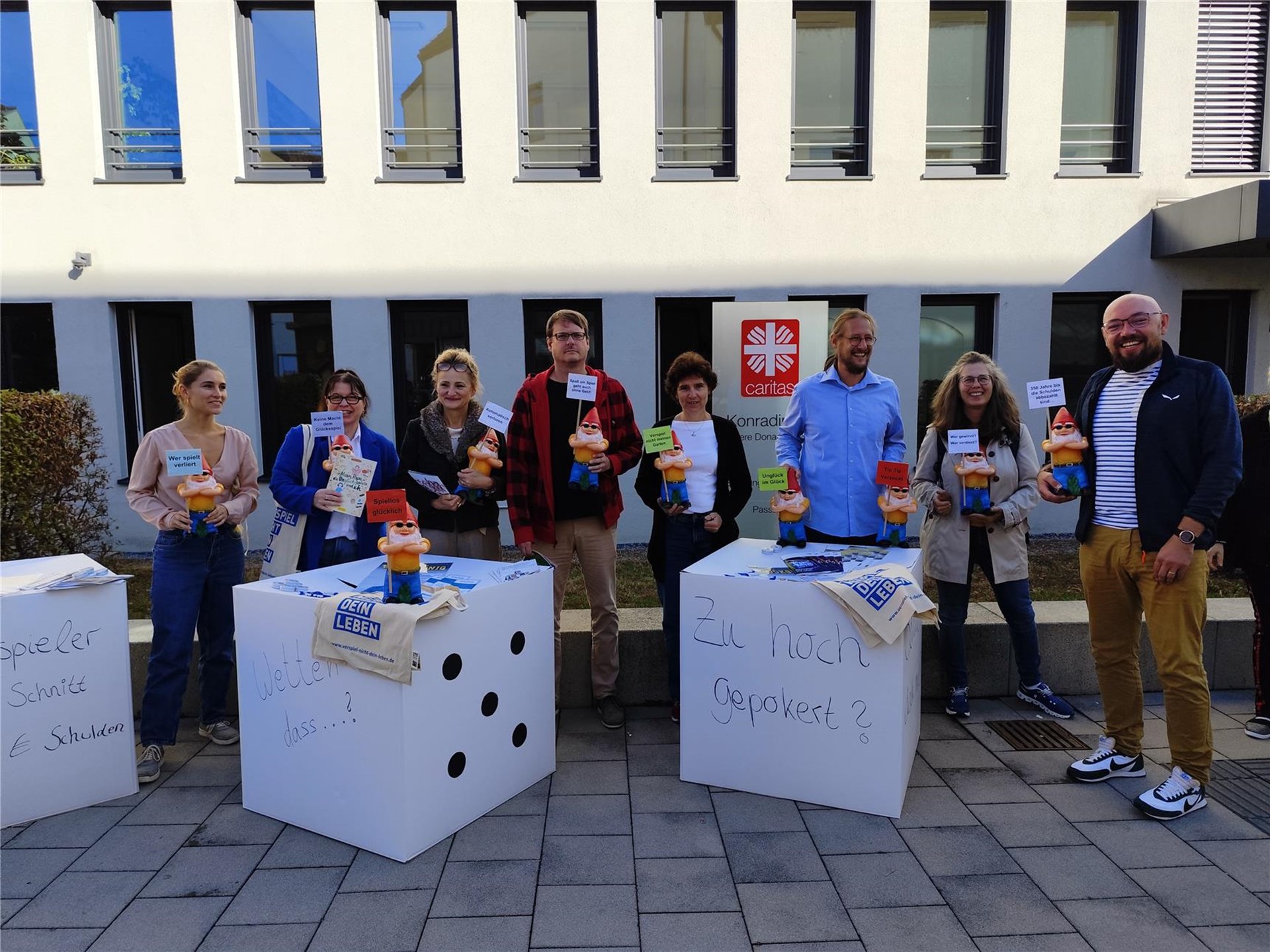die Verantwortlichen informieren über Glücksspielsucht