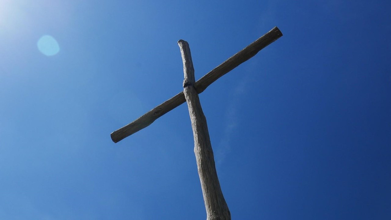 Kreuz, Kirche, Sonne